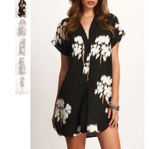 SHEIN V-Neck Floral Print Dolphin Hem Dress